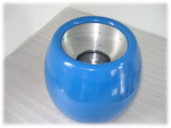 Shield ball with transfer bushing